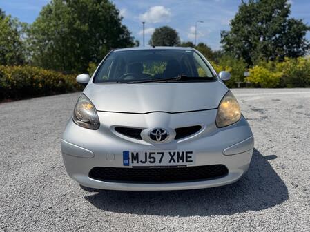TOYOTA AYGO 1.0 VVT-i Platinum