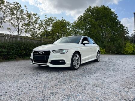 AUDI A3 1.6 TDI S line